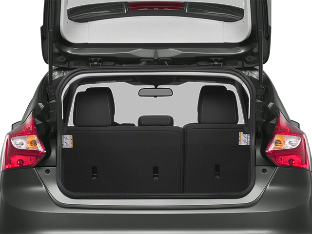 2014 Ford Focus SE photo 2