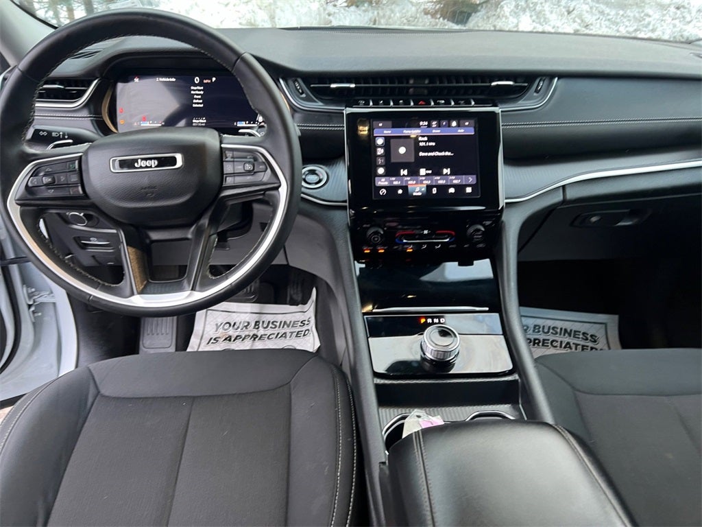 2023 Jeep Grand Cherokee L Laredo