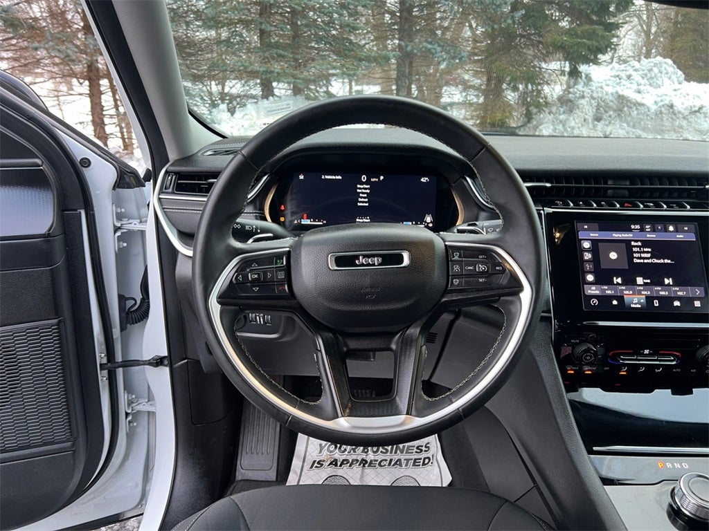 2023 Jeep Grand Cherokee L Laredo