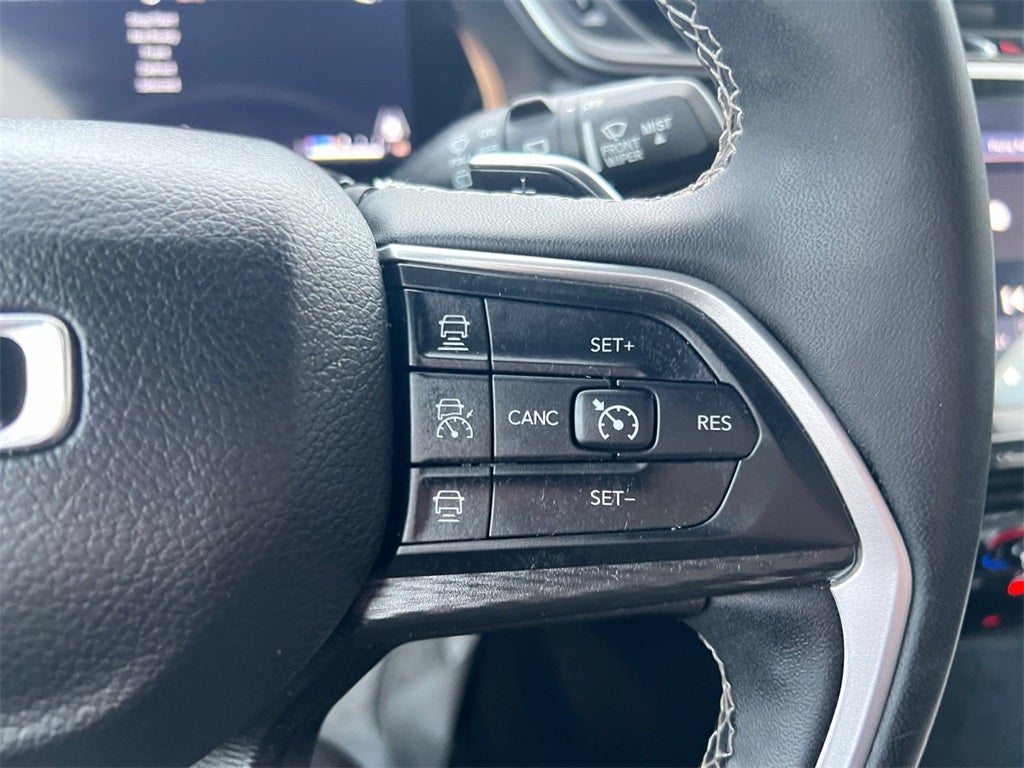 2023 Jeep Grand Cherokee L Laredo