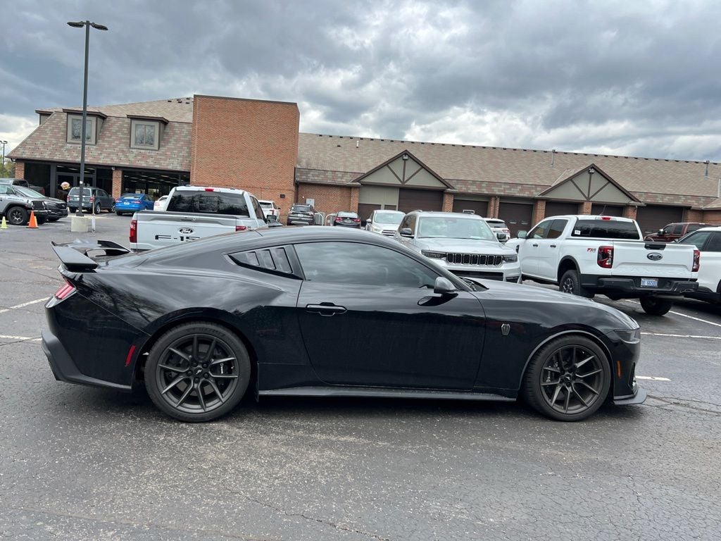 2024 Ford Mustang Dark Horse
