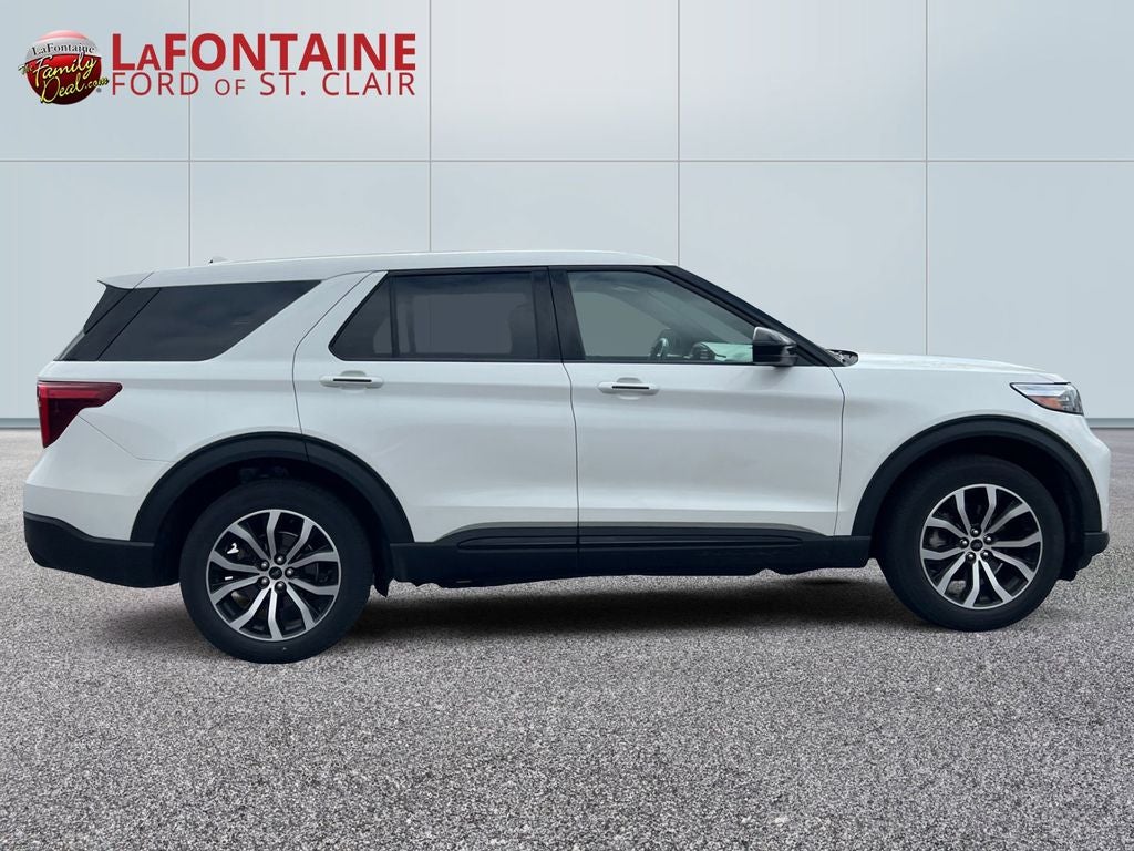 2022 Ford Explorer ST