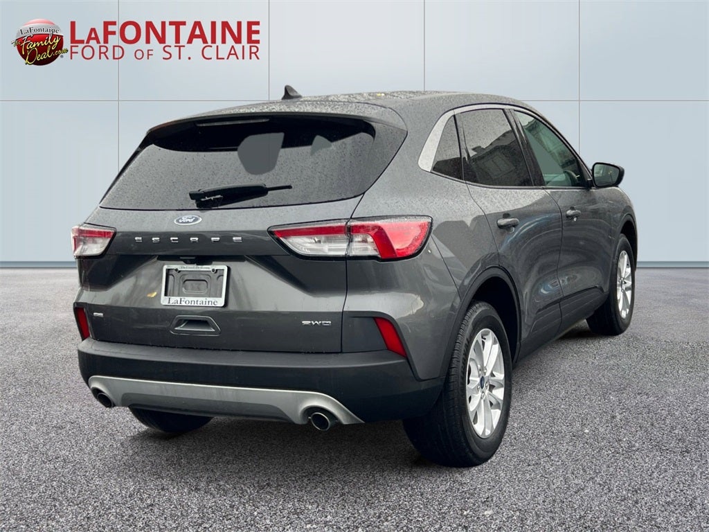 2022 Ford Escape SE
