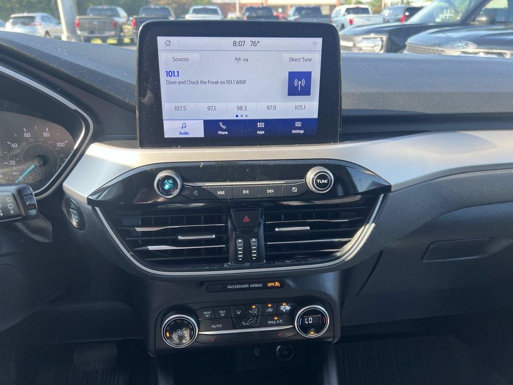 2020 Ford Escape SE