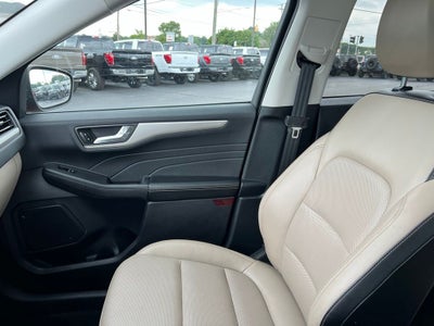 2022 Ford Escape SEL