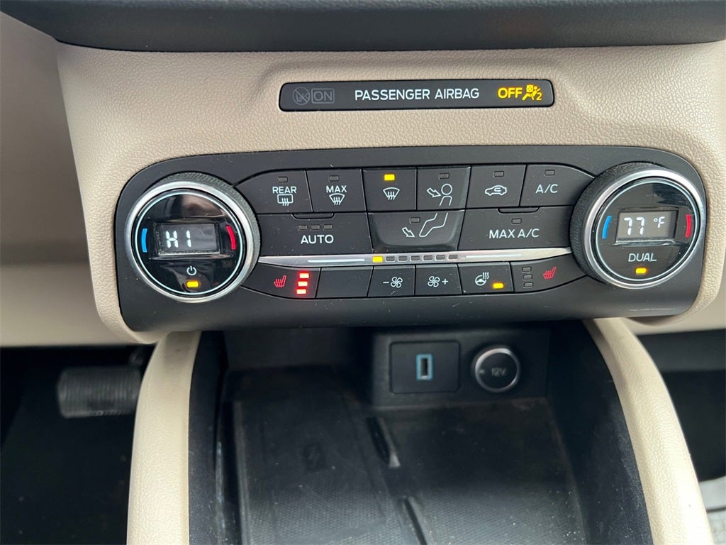 2020 Ford Escape Titanium