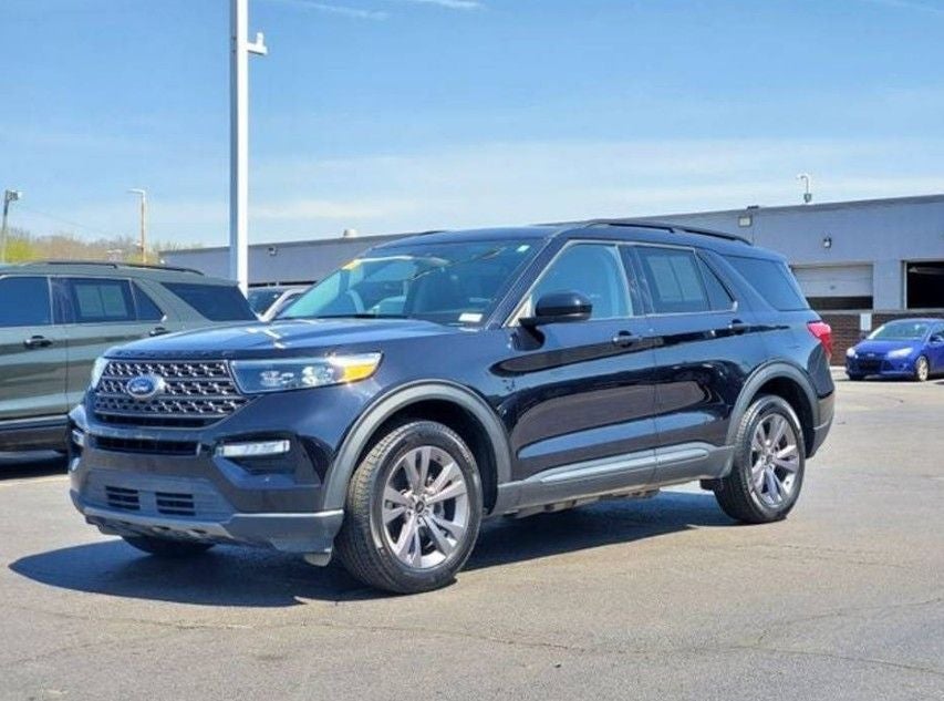 2024 Ford Explorer XLT
