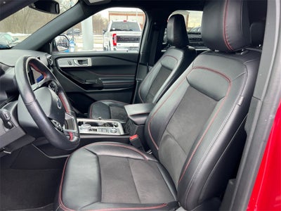 2023 Ford Explorer ST-Line