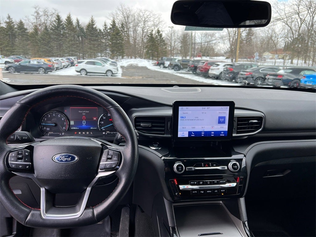 2023 Ford Explorer ST-Line