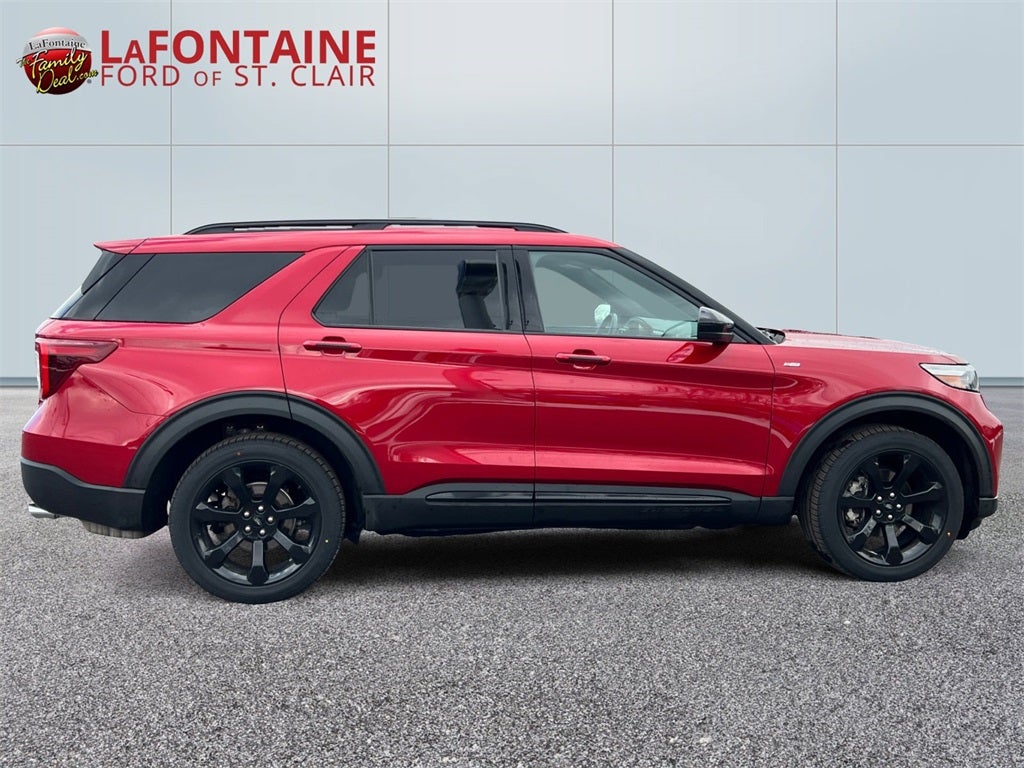 2023 Ford Explorer ST-Line