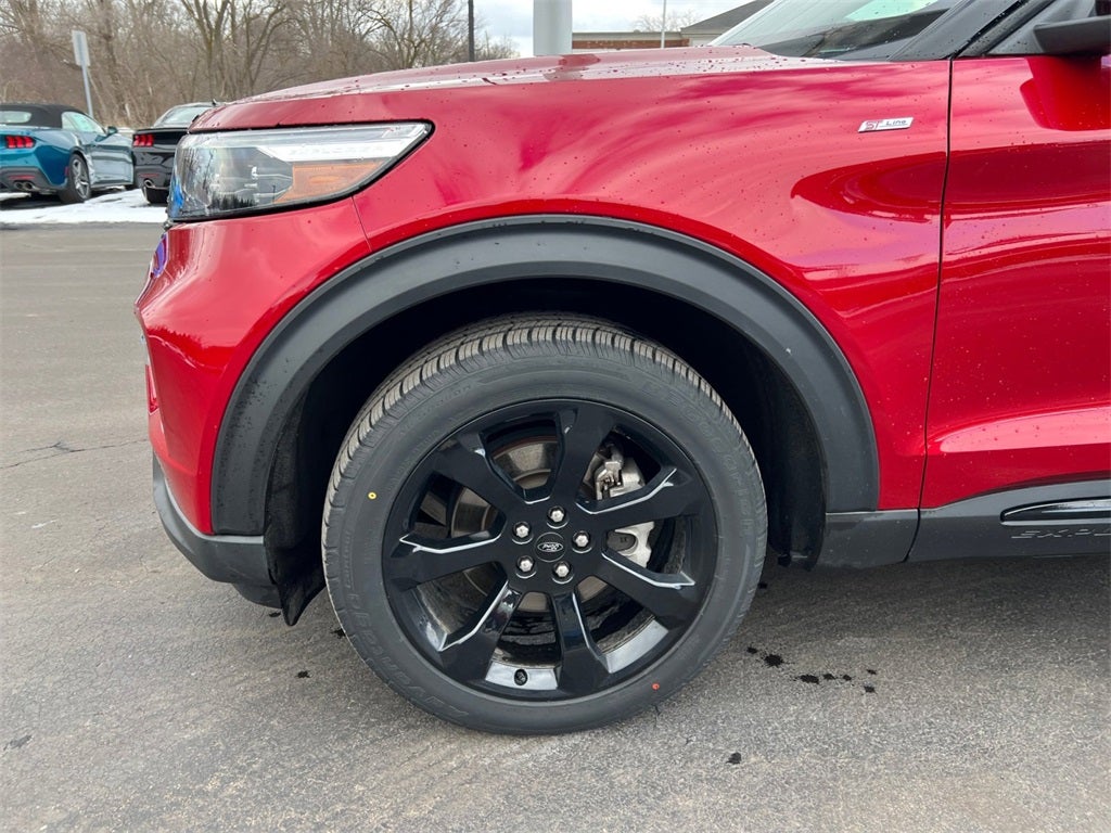 2023 Ford Explorer ST-Line