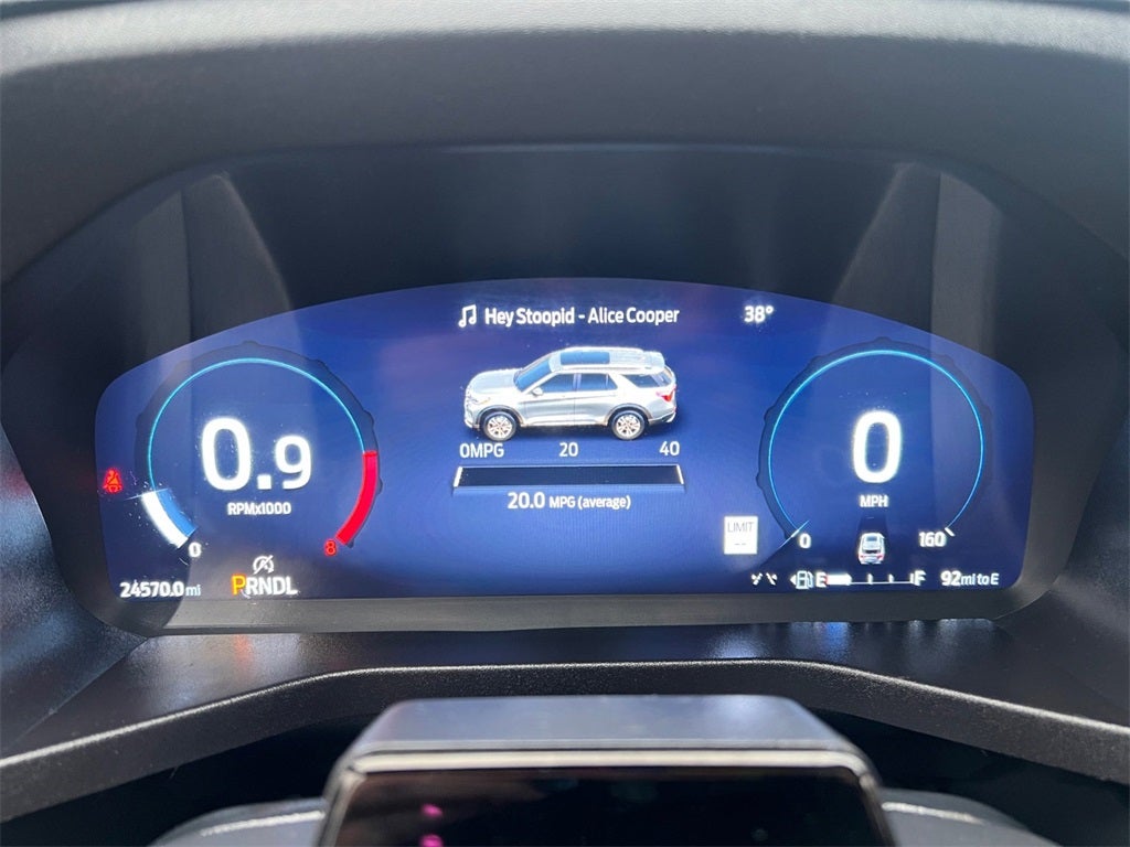 2025 Ford Explorer ST-Line