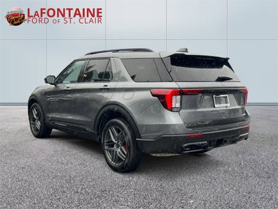 2025 Ford Explorer ST-Line