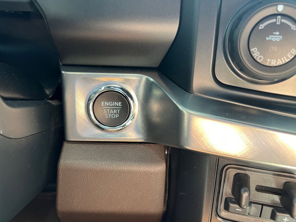 2025 Ford F-350SD King Ranch