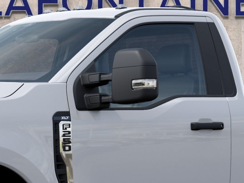 2027 Ford F-250SD F-250® XLT
