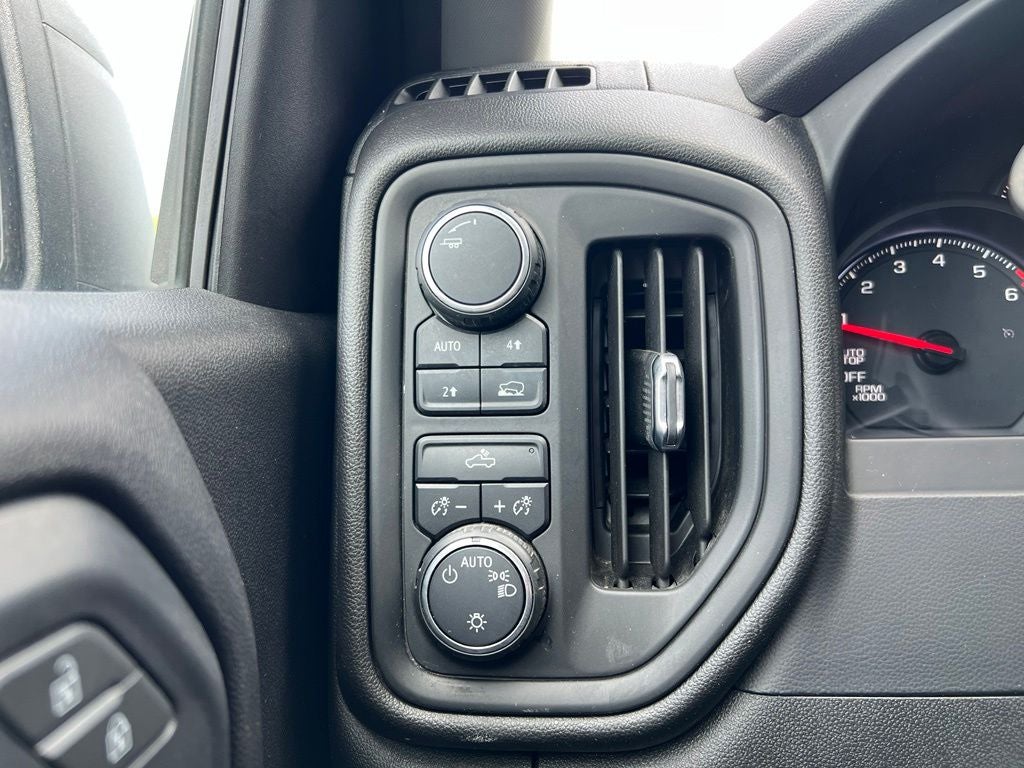 2020 Chevrolet Silverado 1500 Custom