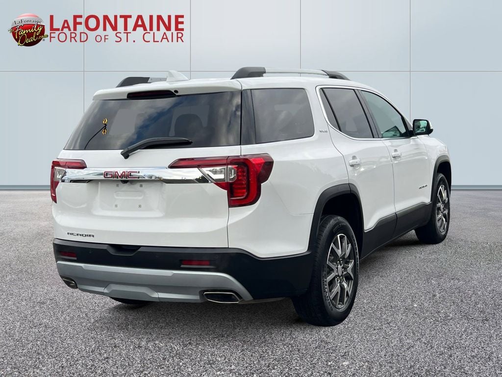2022 GMC Acadia SLE
