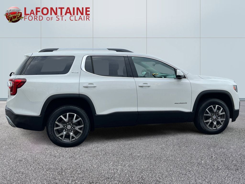 2022 GMC Acadia SLE