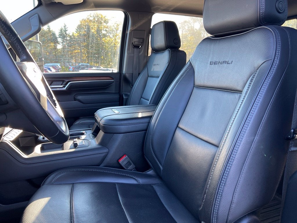 2025 GMC Sierra 2500HD Denali