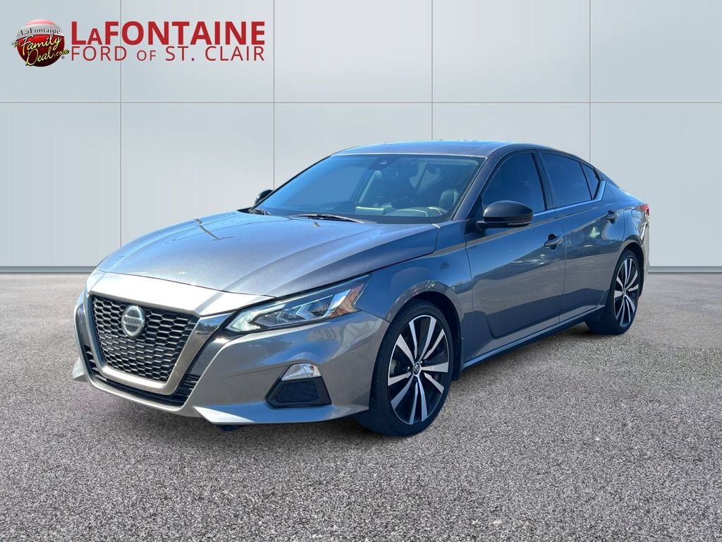 2022 Nissan Altima 2.0 SR