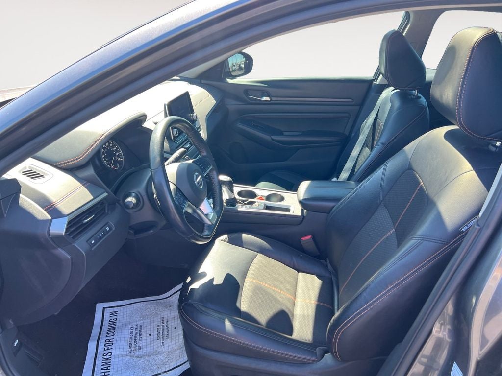 2022 Nissan Altima 2.0 SR