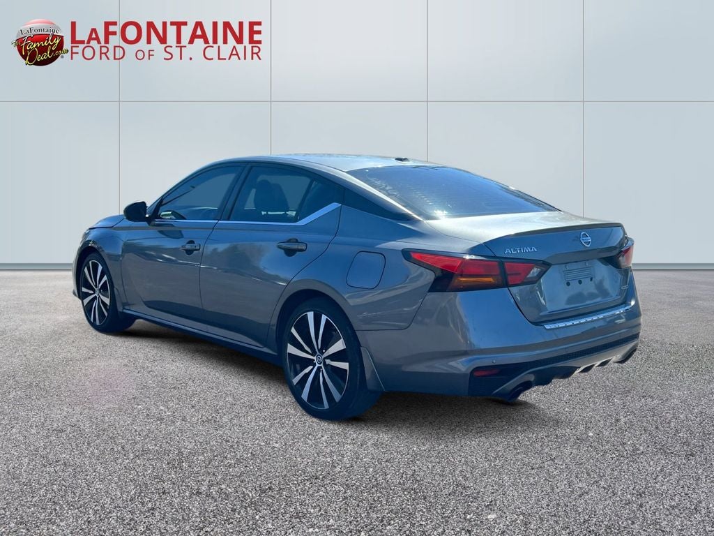 2022 Nissan Altima 2.0 SR