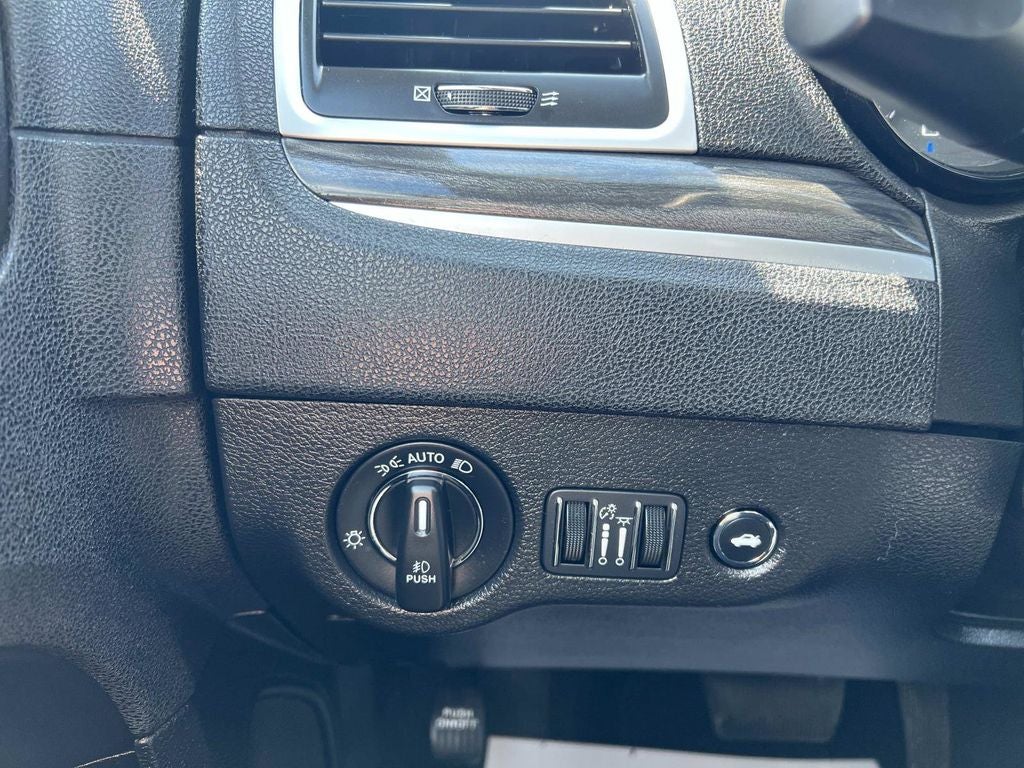 2022 Chrysler 300 Touring
