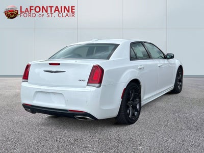 2022 Chrysler 300 Touring