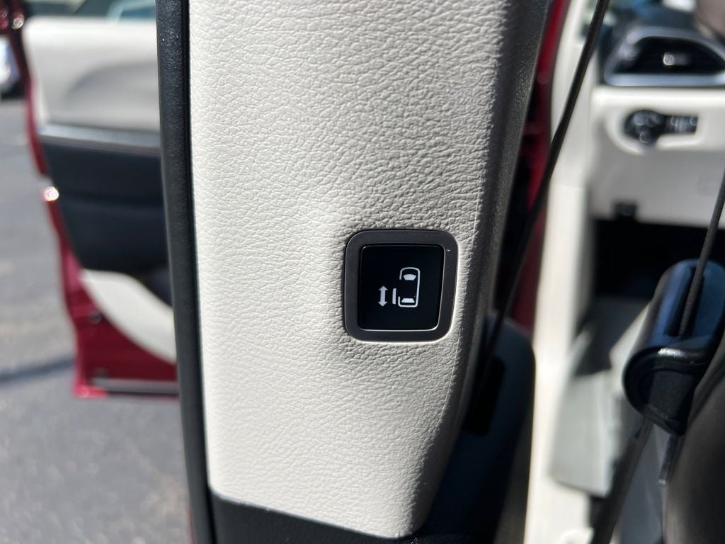 2019 Chrysler Pacifica Touring L Plus