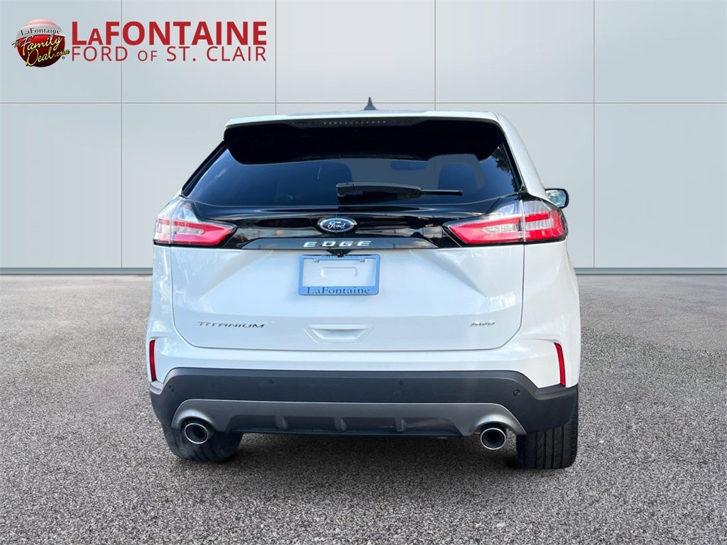 2022 Ford Edge Titanium