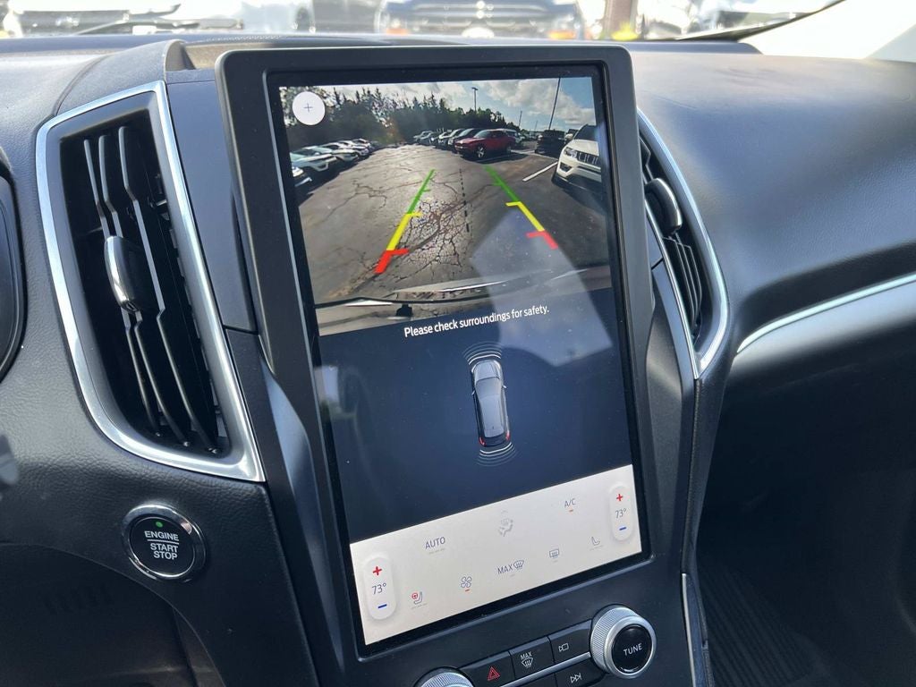 2022 Ford Edge Titanium