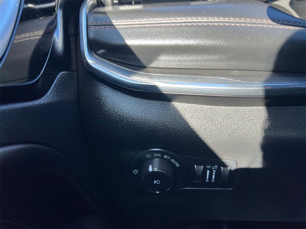 2023 Jeep Compass (Red) Edition