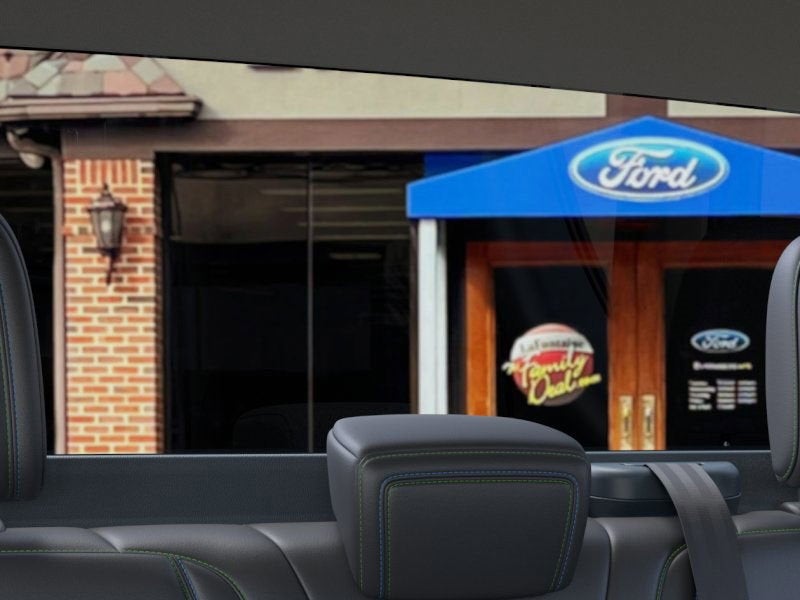 2025 Ford Maverick Lobo Standard