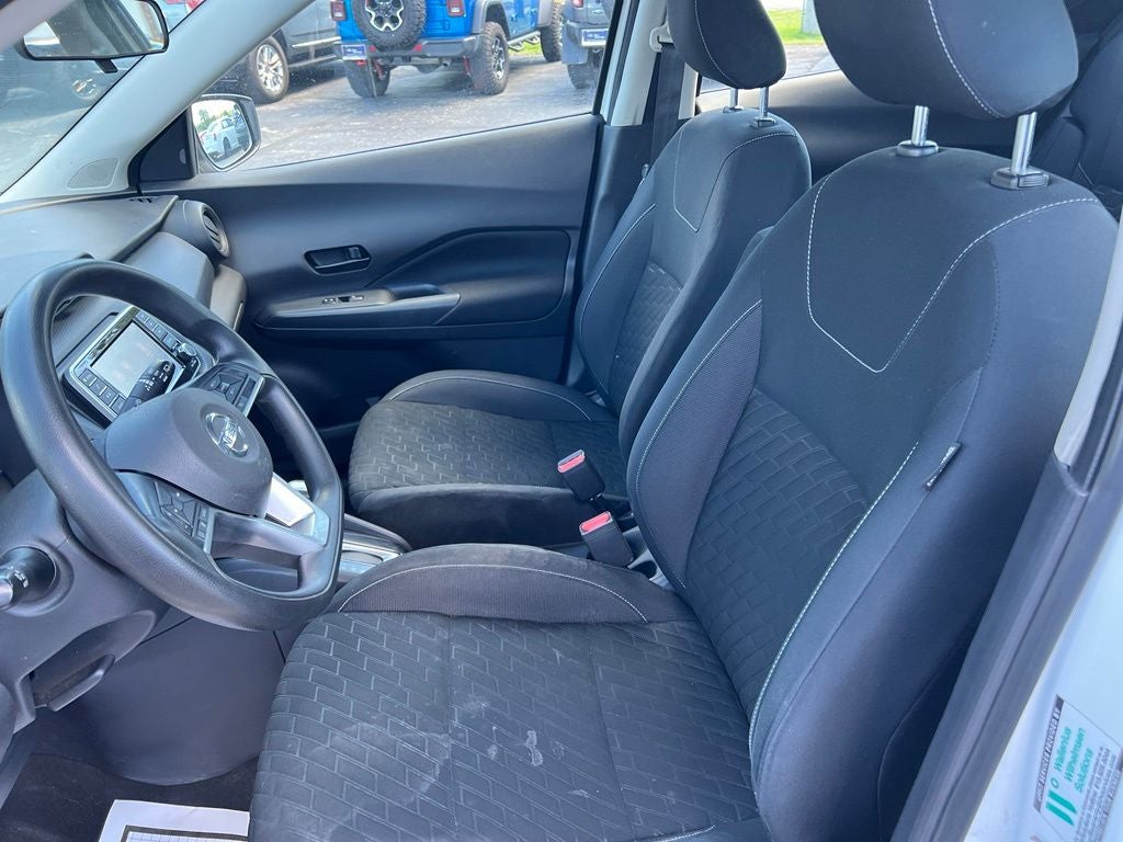 2021 Nissan Kicks S