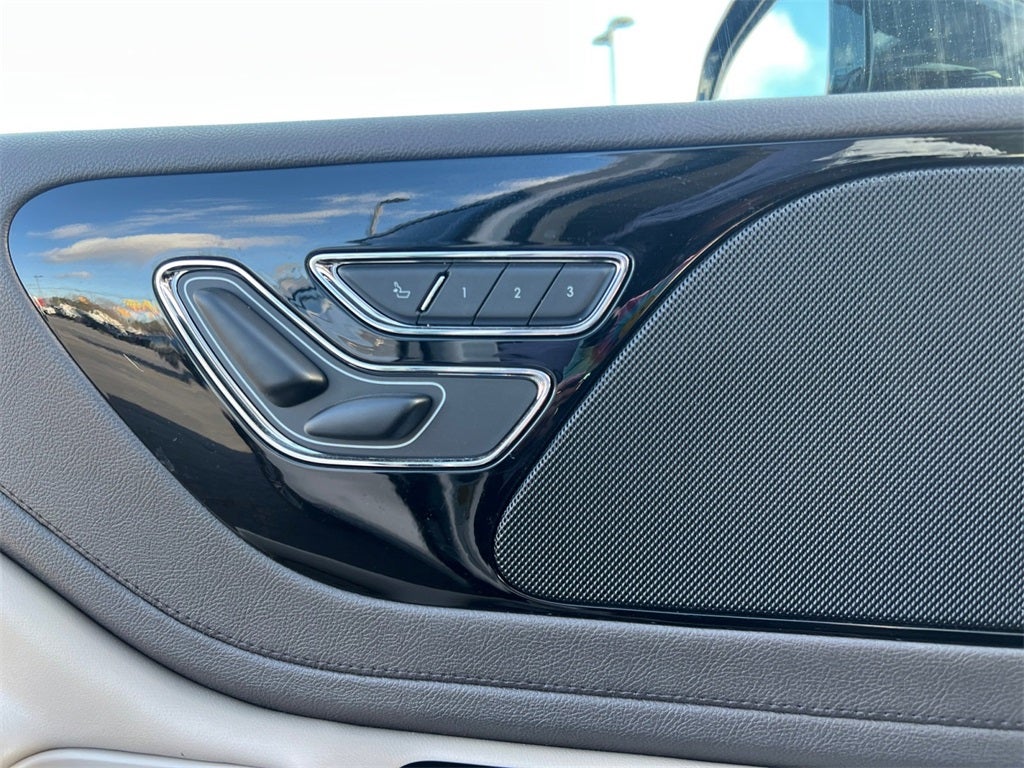 2023 Lincoln Aviator Standard