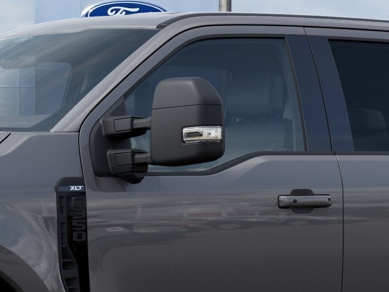 2027 Ford F-350SD XLT