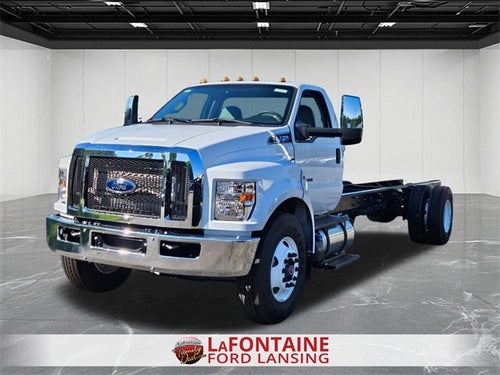 2025 Ford F-750SD Base XL