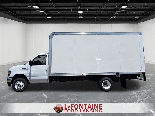 2026 Ford E-450SD Base