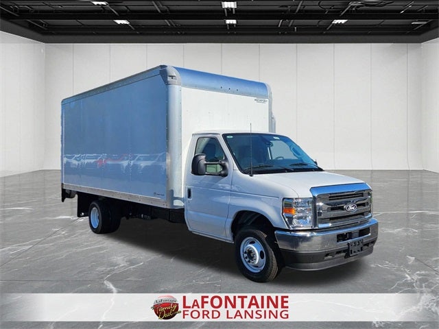 2026 Ford E-450SD Base