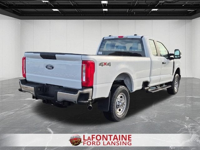 2027 Ford F-350SD XL