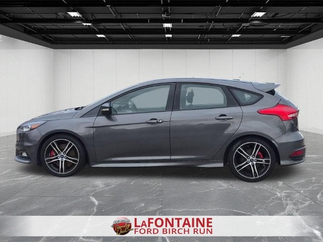 Used 2016 Ford Focus ST with VIN 1FADP3L9XGL225839 for sale in Birch Run, MI