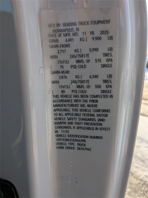 2025 Ford F-250SD XL 8' READING ENCLOSED SERVICE BODY