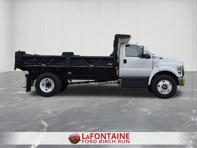 2027 Ford F-650SD Base