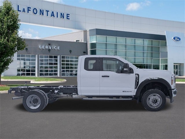 2026 Ford F-550SD DRW