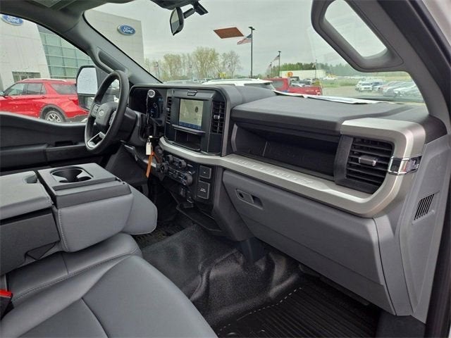 2025 Ford F-450SD XL 12' READING LANDSCAPER WITH TARP