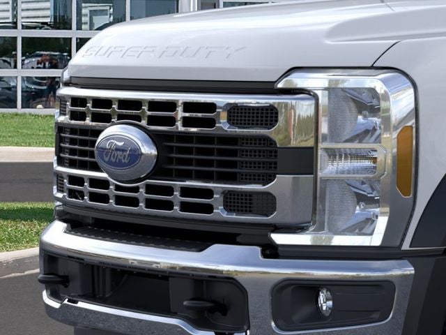 2025 Ford F-550SD DRW