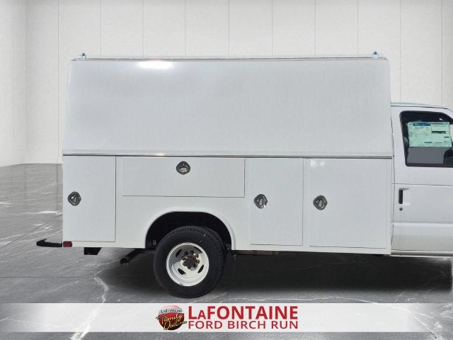 2026 Ford E-350SD Base ENCLOSED SERVICE BODY