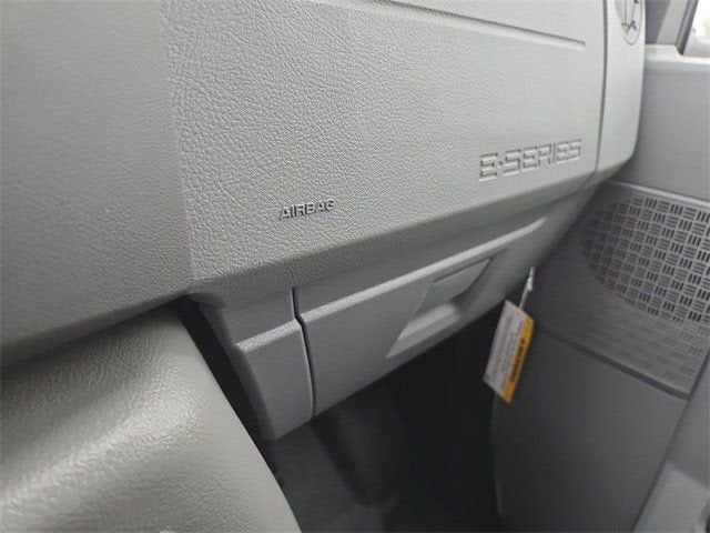 2026 Ford E-350SD Base Cutaway