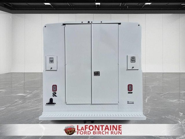 2027 Ford E-350SD Base ENCLOSED SERVICE BODY