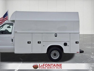 2027 Ford E-350SD Base Cutaway
